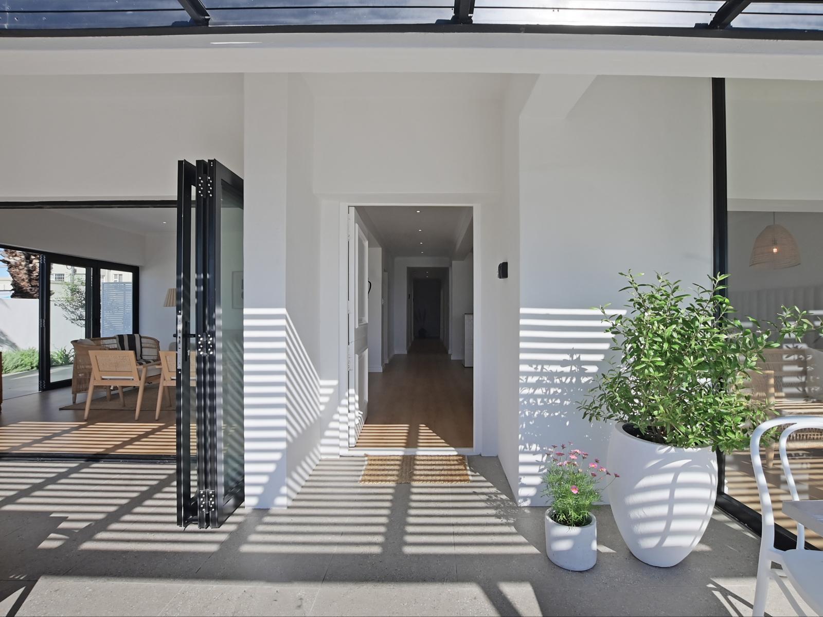 19 Beach Road